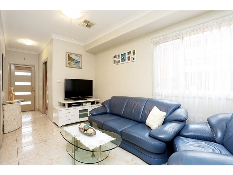 Fairfield West NSW 2165