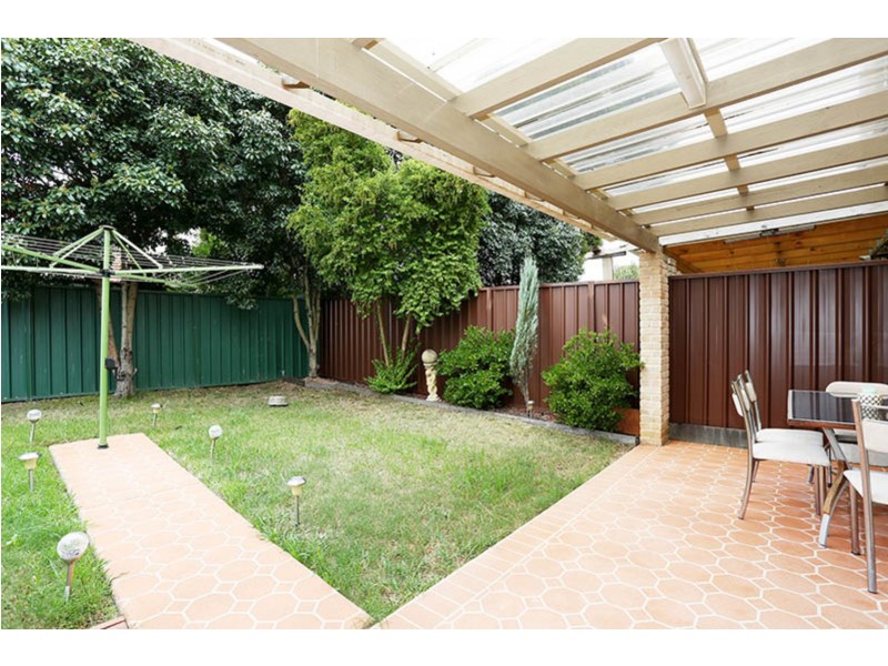 Fairfield West NSW 2165