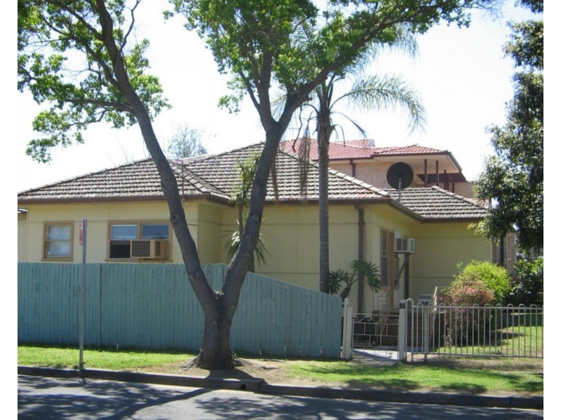 7 Wenden Street, Fairfield NSW 2165