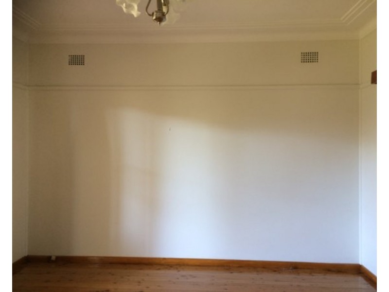 7 Wenden Street, Fairfield NSW 2165