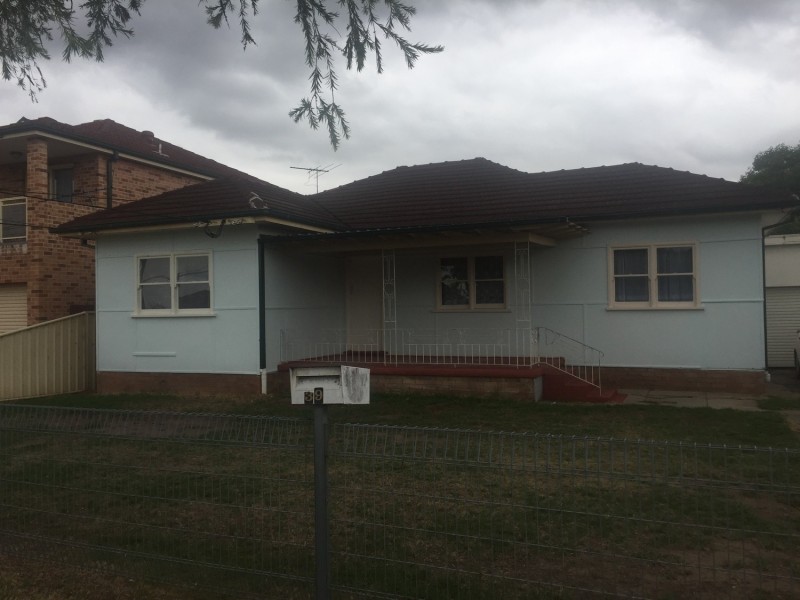 Fairfield NSW 2165
