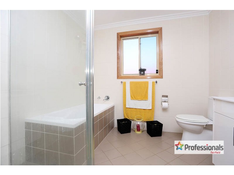 37A Rosedale Street, Canley Heights NSW 2166