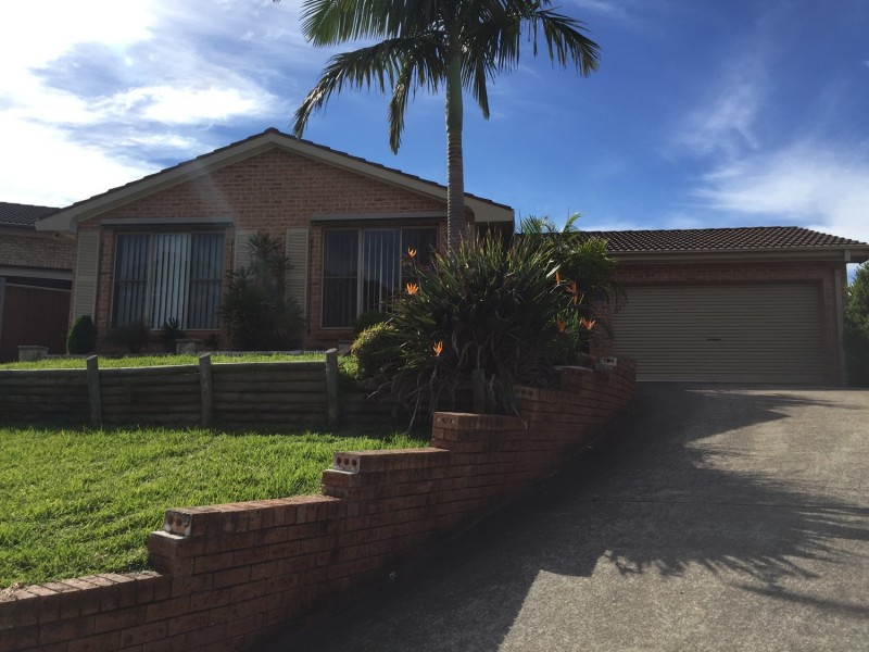 17 Opal Place, Bossley Park NSW 2176