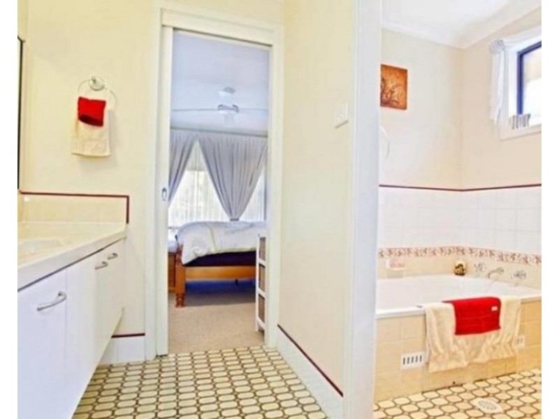 55 Dalpra Street, Bossley Park NSW 2176