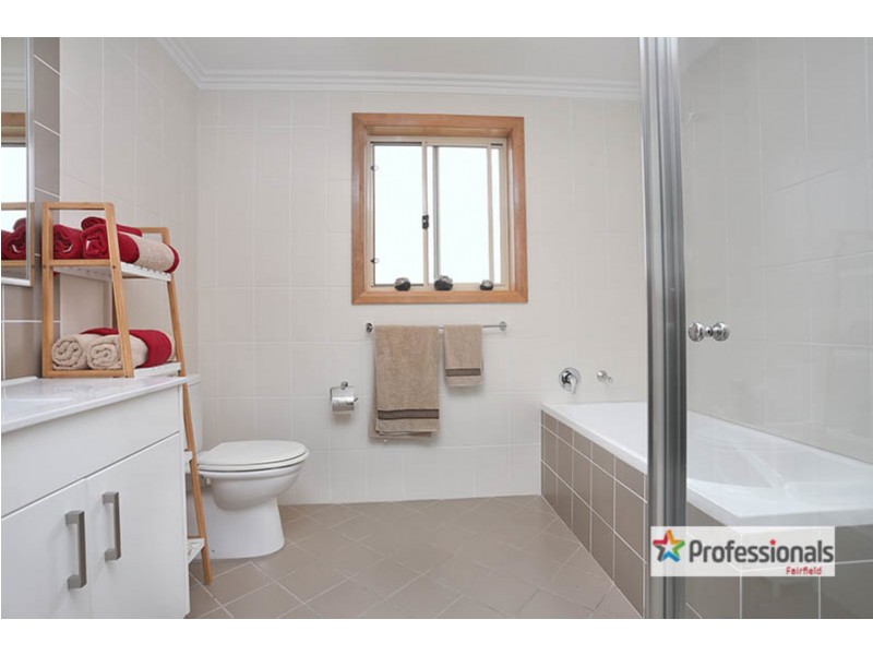 37 Rosedale Street, Canley Heights NSW 2166