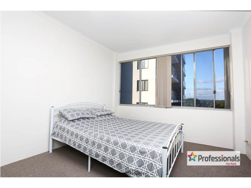 701/13 Spencer Street, Fairfield NSW 2165