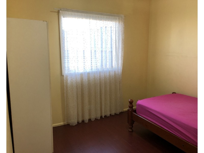 39 Avisford Street, Fairfield NSW 2165