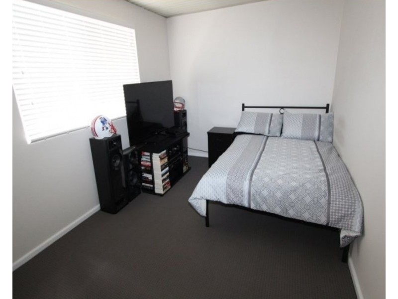 19 Warrumbungle Street, Fairfield West NSW 2165