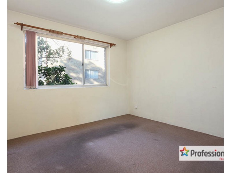 14/127 The Crescent, Fairfield NSW 2165