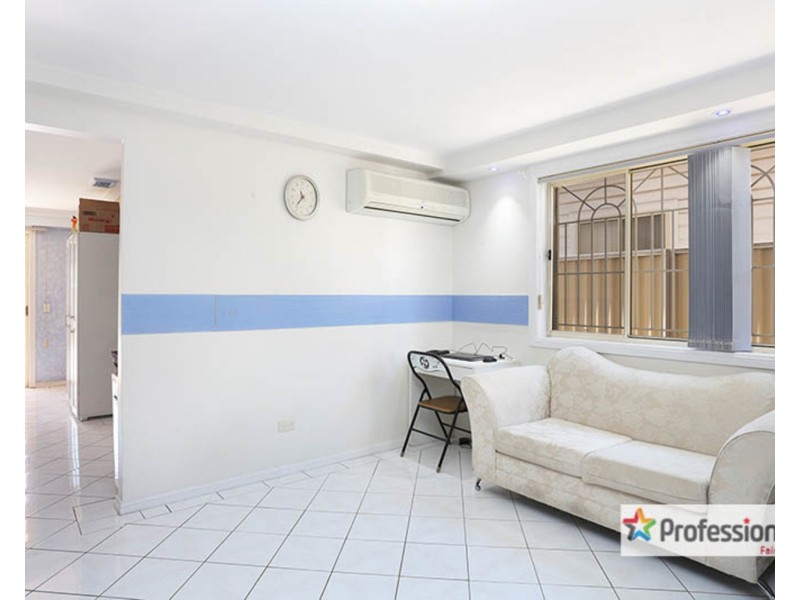 35 George Street, Canley Heights NSW 2166