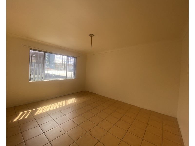 1/20-24 Smart Street, Fairfield NSW 2165