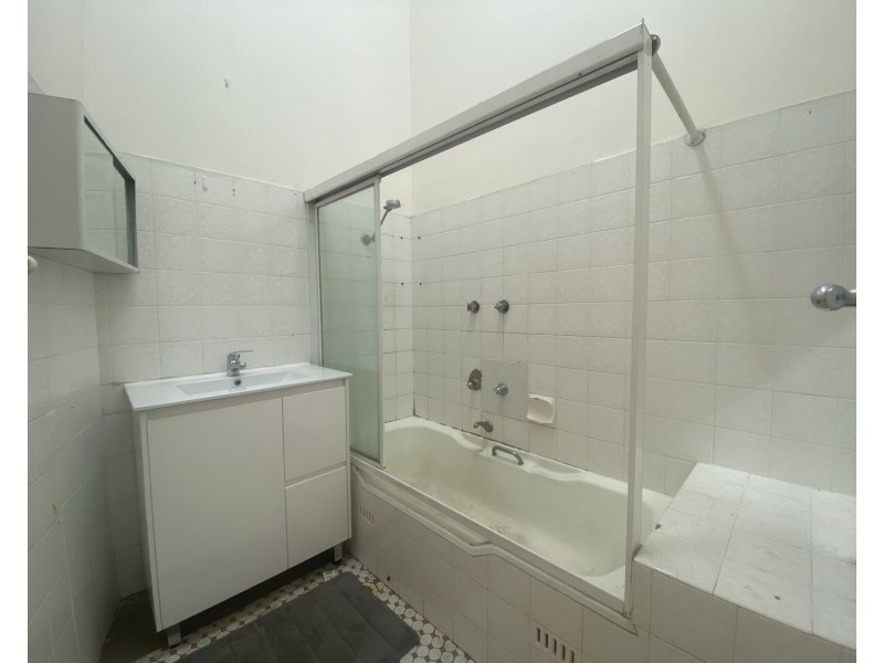 1/20-24 Smart Street, Fairfield NSW 2165