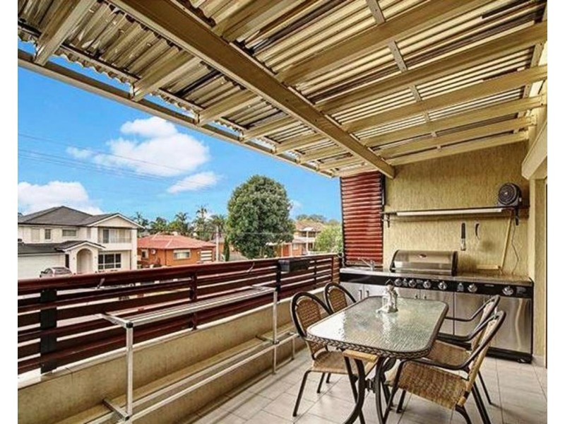 Fairfield West NSW 2165