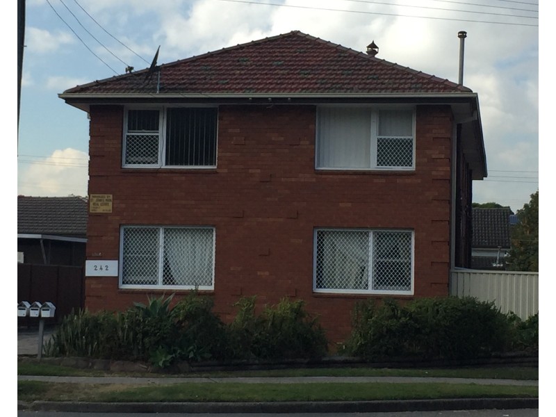 2/242 Fairfield Street, Fairfield NSW 2165