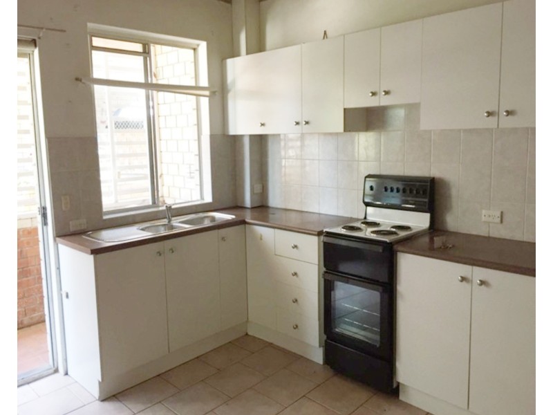 6/1 Waterside Crescent, Carramar NSW 2163