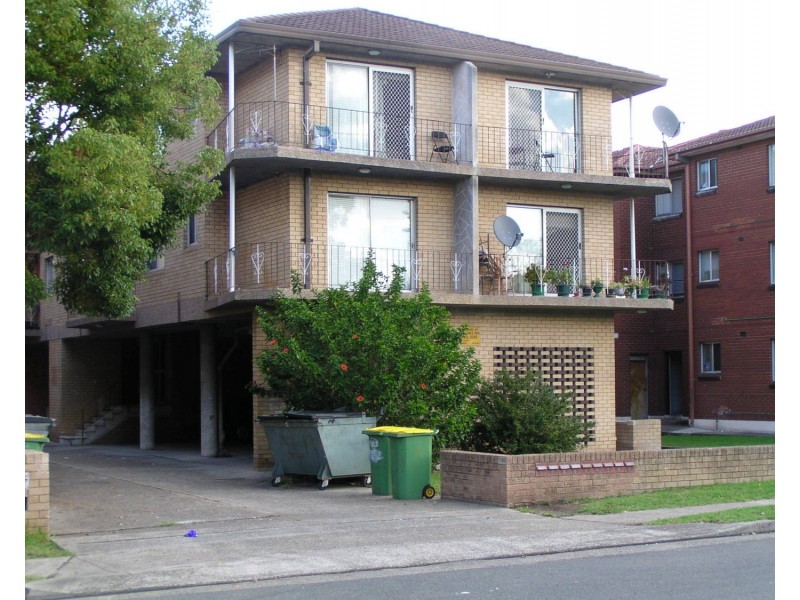 2/73 Nelson Street, Fairfield NSW 2165