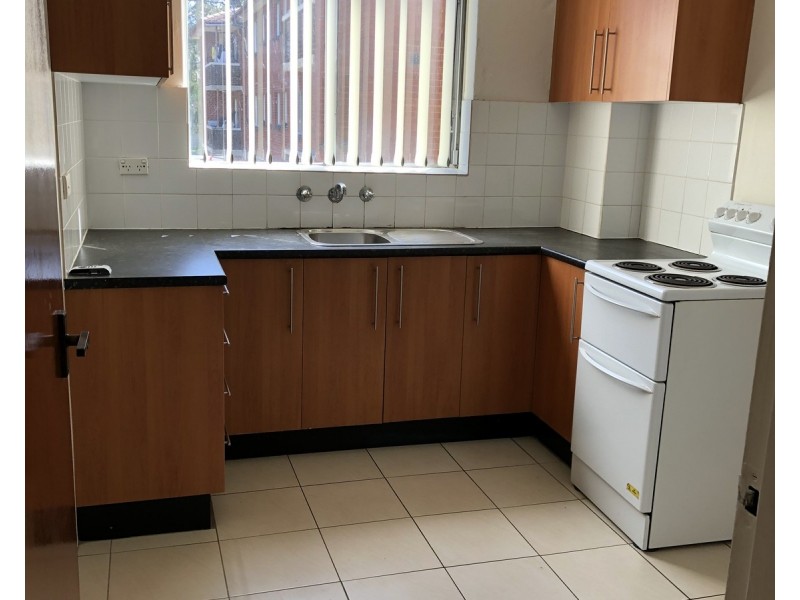 2/73 Nelson Street, Fairfield NSW 2165