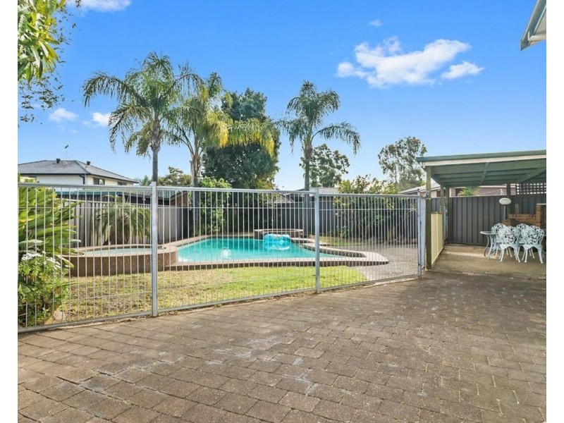 26 Sadlier Crescent, Fairfield West NSW 2165
