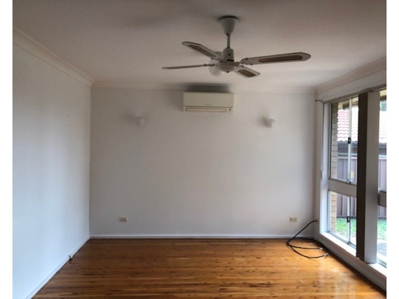 5 Nesbitt Place, Prairiewood NSW 2176