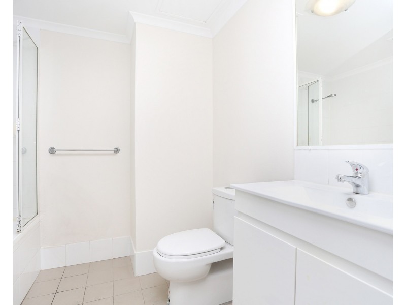 203/13 Spencer Street, Fairfield NSW 2165