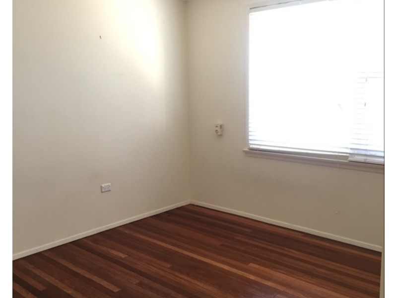 5a Wetherill Street, Smithfield NSW 2164
