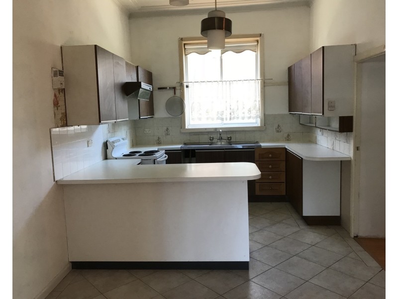 2 Ligar Street, Fairfield Heights NSW 2165