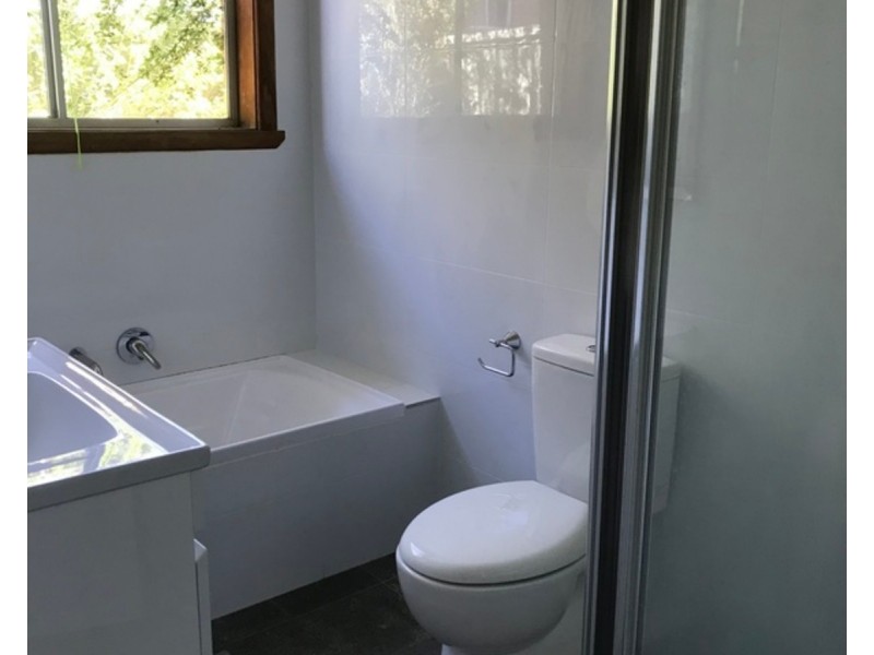 2 Ligar Street, Fairfield Heights NSW 2165