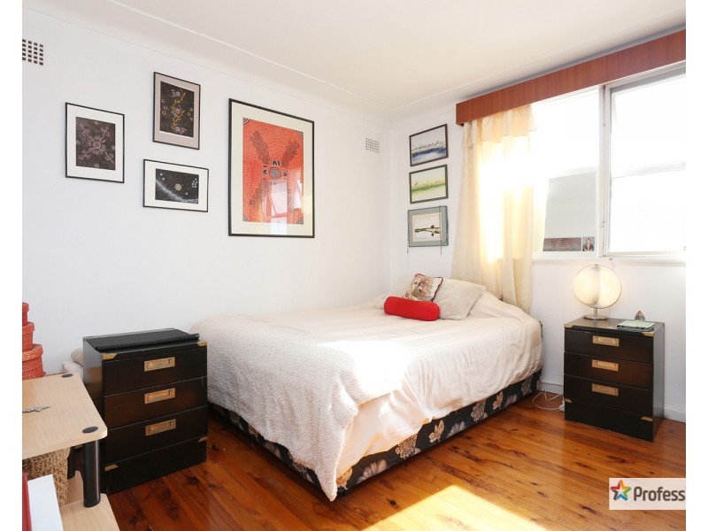 2 Stacey Street, Fairfield West NSW 2165