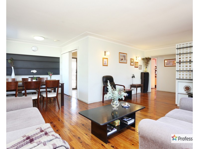 2 Stacey Street, Fairfield West NSW 2165