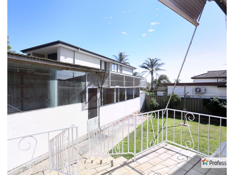 2 Stacey Street, Fairfield West NSW 2165