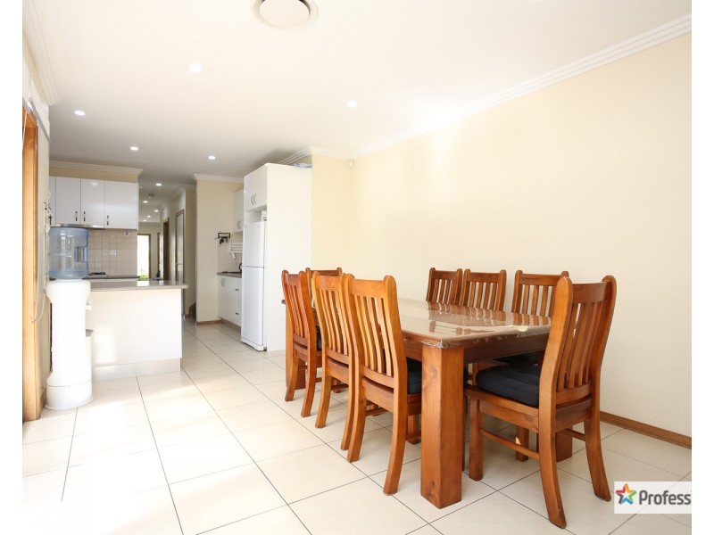 10 Slender Avenue, Smithfield NSW 2164