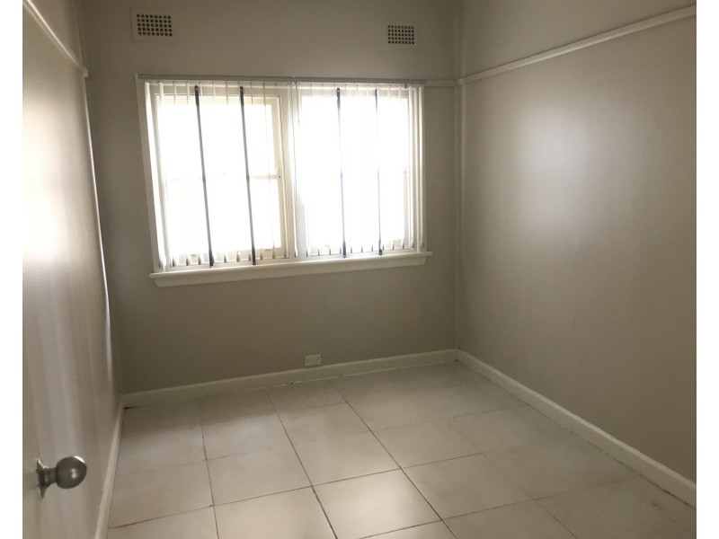 11 Polding Street, Fairfield NSW 2165