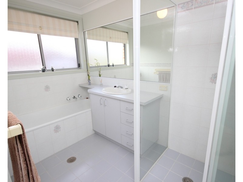 1/17 Cocos Crescent, Forster NSW 2428