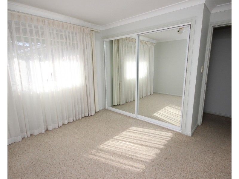 1/17 Cocos Crescent, Forster NSW 2428