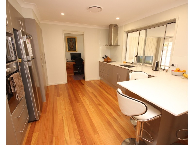 5 Elouera Crescent, Forster NSW 2428