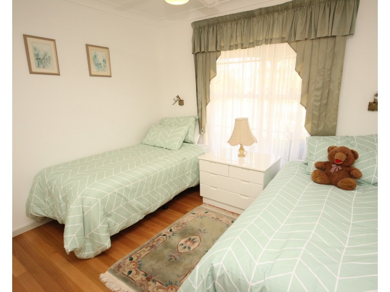 5 Elouera Crescent, Forster NSW 2428