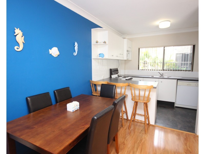 3/35-37 Head Street, Forster NSW 2428