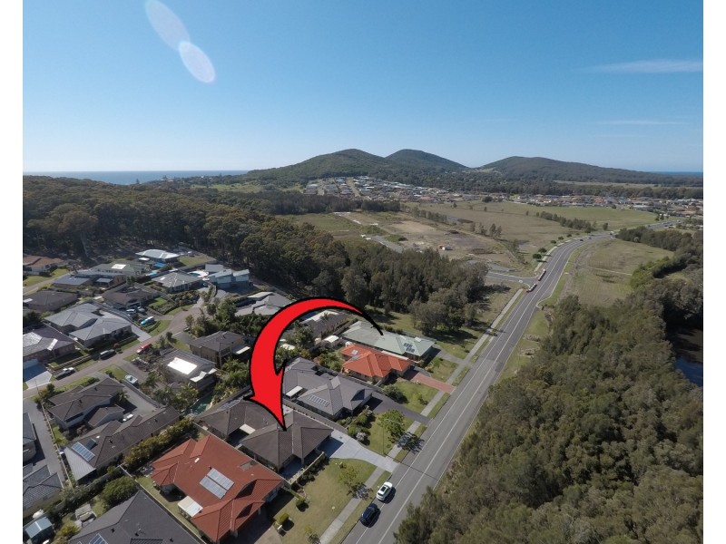 1/64 The Southern Parkway, Forster NSW 2428
