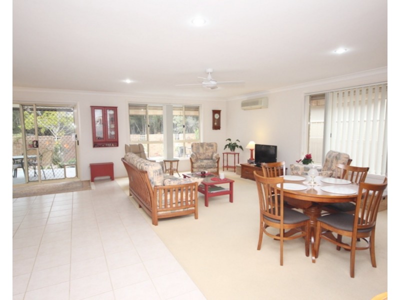 1/64 The Southern Parkway, Forster NSW 2428