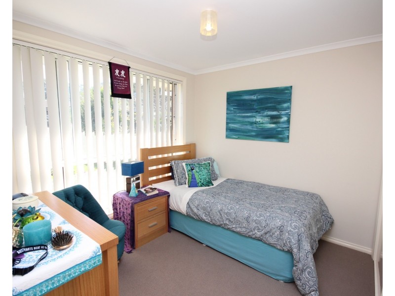 8 Lutea Place, Forster NSW 2428