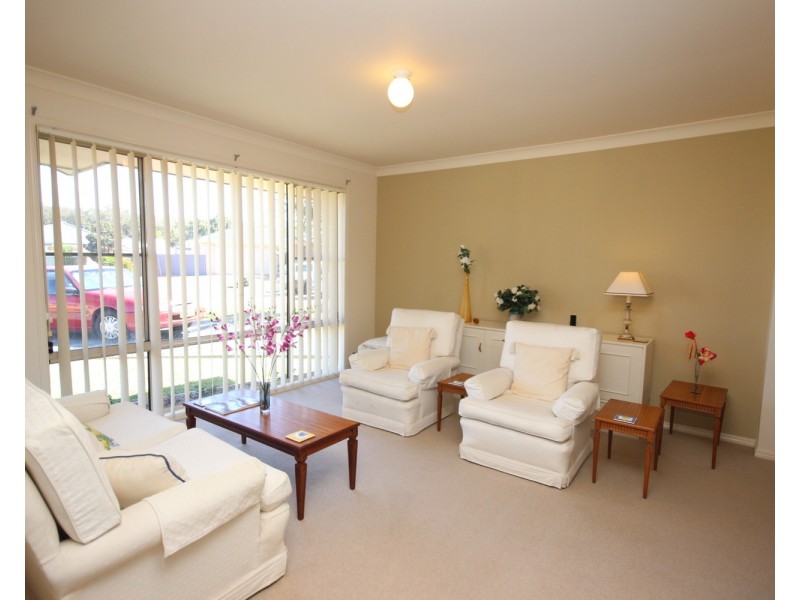 9 Nakara Court, Forster NSW 2428