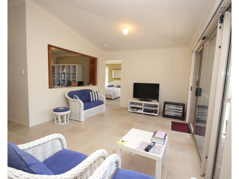 9 Nakara Court, Forster NSW 2428