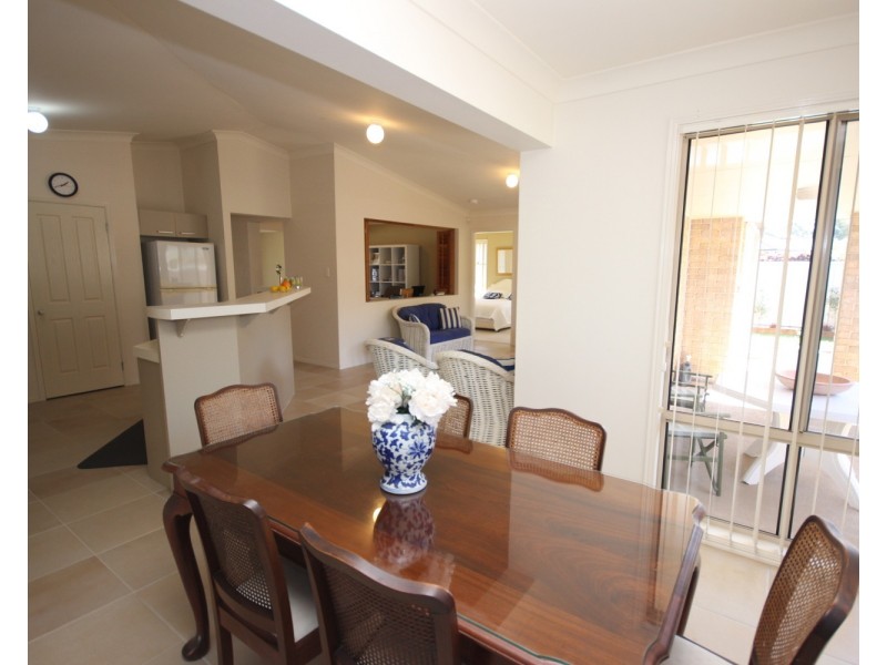 9 Nakara Court, Forster NSW 2428