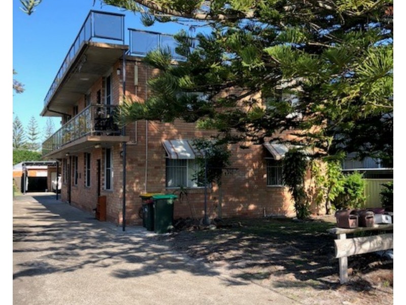 2/49 Wharf Street, Tuncurry NSW 2428