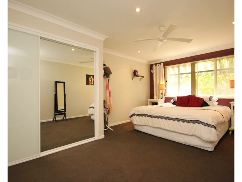 6 Endeavour Court, Forster NSW 2428