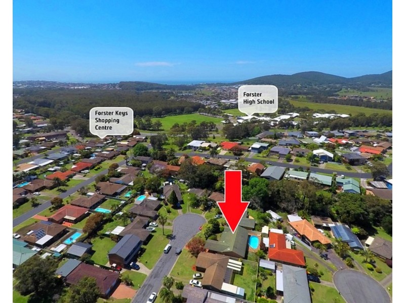 6 Endeavour Court, Forster NSW 2428
