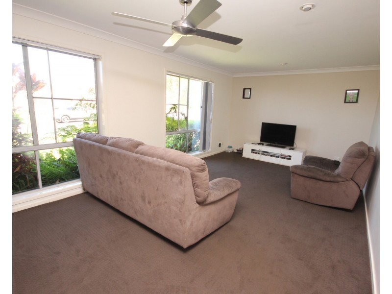 33 Carribean Avenue, Forster NSW 2428