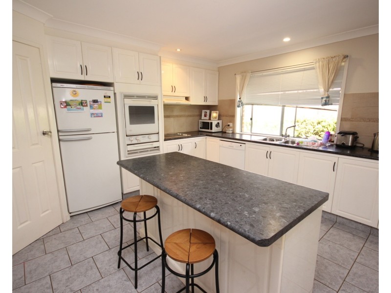 33 Carribean Avenue, Forster NSW 2428