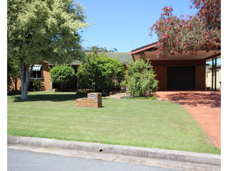 6 Endeavour Court, Forster NSW 2428