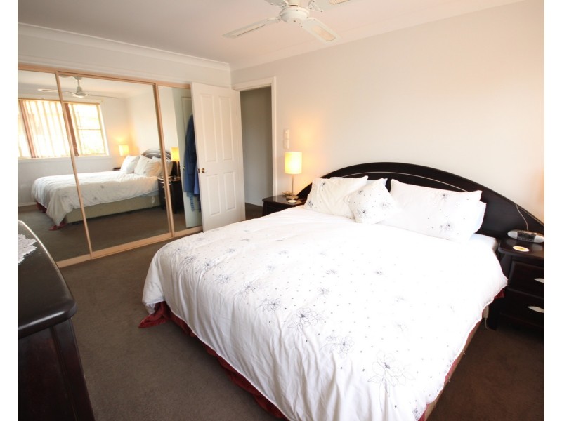 2/3 Paruna Court, Forster NSW 2428